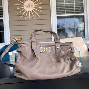 Marc by Marc Jacobs | Totally Turnlock Natasha Large  Tote Latte Leather